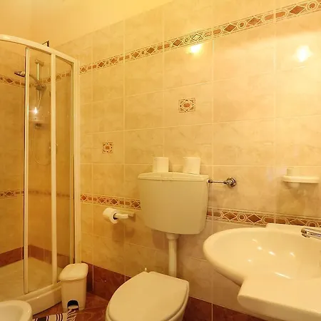 Annamaria Pensionat 3*
